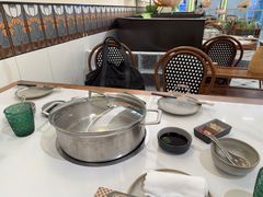 -喃喃椰·糟粕醋椰子鸡火锅(七堡花园店)
