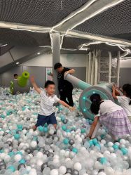 -MINI MARS 移动的空间站乐园·餐饮·派对(浦东金桥店)