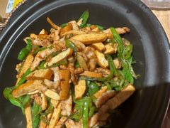-川堂风·跷脚牛肉·乐山爆炒(宝山日月光店)