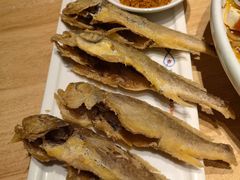 油炸小黄鱼-全渔村小海鲜