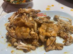 -何师傅美蛙鱼头(汉街店)