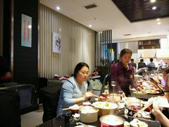 -环球约客烤涮自助(铜锣湾店)