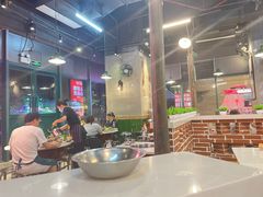 大堂-憨铁匠老火锅(龙岗万科里店)