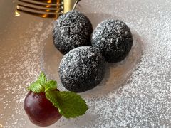 黑松露麻球-三号黄浦会Canton Table