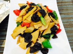 -自游人·美食一楼·地道徽菜(三十年名店)