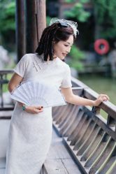 点击看大图 -城南旧影 旗袍全家福摄影写真体验馆
