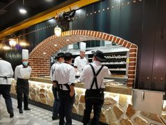 等位区-汉巴味德·烤肉与啤酒的自助(杭州大悦城店)