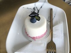 -UNI UNI(环亚凯瑟琳店)