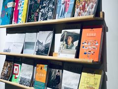 -猫的天空之城概念书店(杭州南宋御街店)