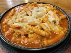 奶酪海鲜炒米条-包装马车·韩国料理·포장마차