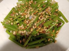 松仁茼蒿-老厨家(中央大街西七道街店)