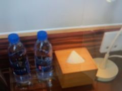 -卡罗酒店(东门晒布地铁站店)