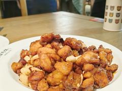 宫保鸡丁-河沿肉饼Beijing Pie(东华门店)
