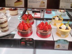 -巴黎贝甜(大宁国际商业广场店)