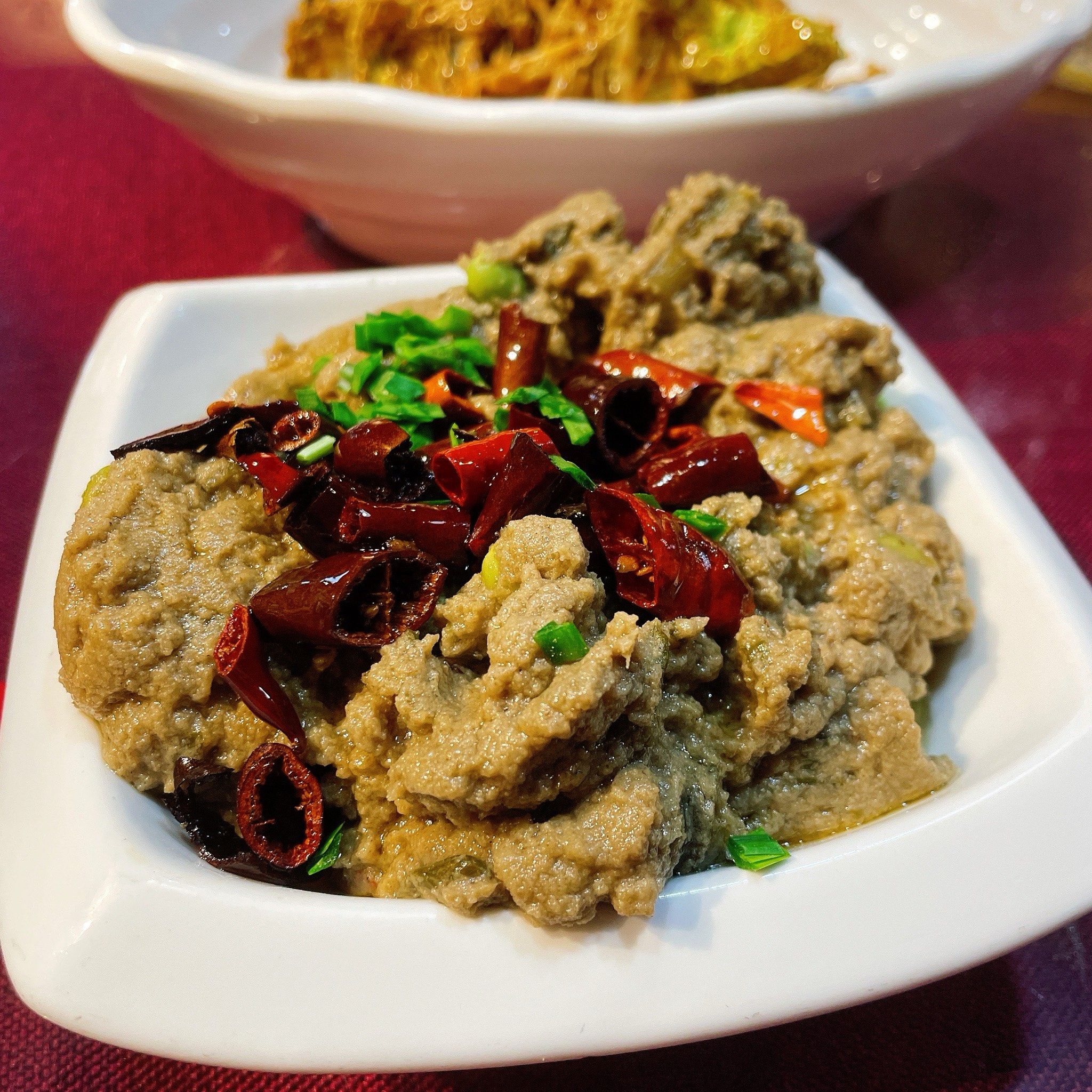 麻豆腐,小时候真的感觉很香的一道菜