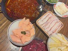 -旧街市鲜货老火锅(大光路店)