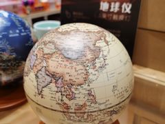 -猫的天空之城概念书店(杭州南宋御街店)