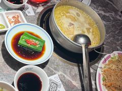 -禄婶鸡煲·打边炉