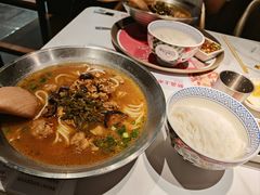 -妈妈故事米线(市府恒隆店)