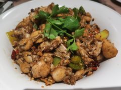 香辣牛蛙-石头咕(葵蓬店)