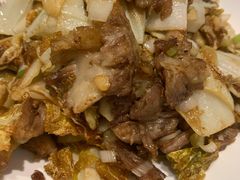 拆骨肉炒白菜-北李妈妈菜·海肠捞饭(高新万达店)