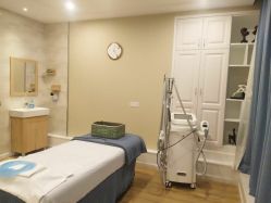 -纤姿俪纳产后恢复连锁机构(世纪东方广场店)