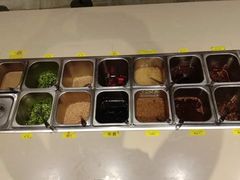 自助调料区-古关火锅店(古北水镇景区店)