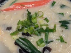 -肥汁米蘭香港米线(长宁来福士店)