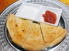 酸奶馕切片-耶里夏丽·新疆菜·28年喀什老馆(田林东路店)