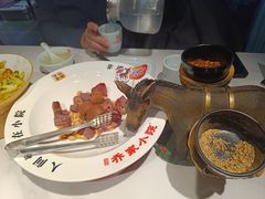 -乔家小院•非遗驴肉•本地小海鲜(滨河路店)