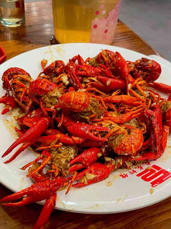 瑞龙龙虾馆(金域蓝湾店)-"芜湖好吃的小龙虾馆子真不多 大众上搜了一.