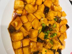 烧豆腐-直隶安家牛肉罩饼(建华店)