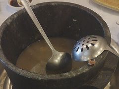 -鲁朗纳麦石锅鸡庄园