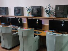 -栈逗电竞馆•电竞酒店(萧山旺角城店)