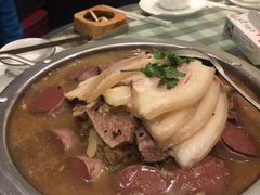 -闯关东东北农家菜(崂山石老人店)