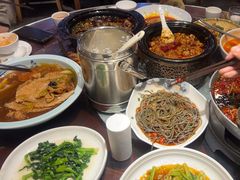 -万重锦·人文川菜馆(骡马市店)