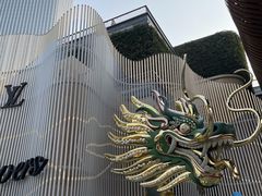 -SHAN山(前滩太古里店)