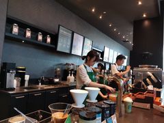 -星巴克(七宝领展广场1F店)