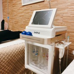 -比华利美容医院