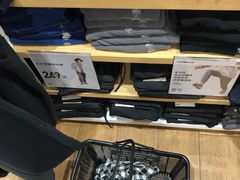 -优衣库(东莞汇一城店)