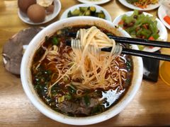 -马德元纯汤牛肉面(太奥广场店)