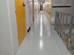 -安东易迷你自助仓储寄存仓库(草桥店)