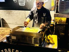 -麦凯伦烧烤·精酿超级工厂店(金桥总店)