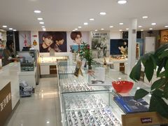 -发茂眼镜·蔡司依视路镜片(镇坪路店)