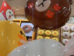 -LINE FRIENDS Garosu-gil Flagship Store