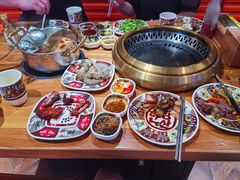 -汉江山料理级自助烤肉(荆州万达店)