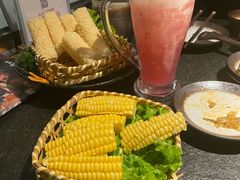 -湊湊火锅·茶憩(杭州湖滨银泰in77店)
