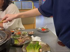 -围炉肉舍•炭烤活鳗•丹东海鲜烤肉(步行街店)