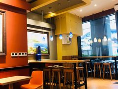 -The Habit Burger Grill 哈比特汉堡(爱琴海店)
