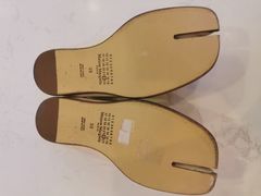 -莱靓奢侈品洗护改衣店(新世界百货崇文店)